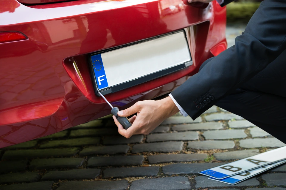 Faire changer ses plaques d’immatriculation